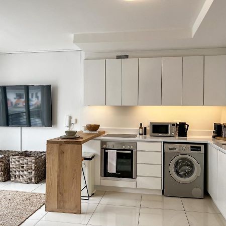 Luxury 1Br Green Point - Walk To Sea Point Promenade! Rooftop Pool, Secure Parking Cape Town Dış mekan fotoğraf