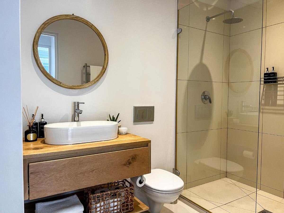 Luxury 1Br Green Point - Walk To Sea Point Promenade! Rooftop Pool, Secure Parking Cape Town Dış mekan fotoğraf